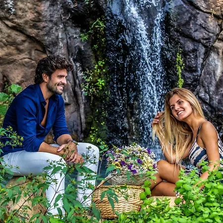 达斯卡尔达斯达菲尔古拉大酒店 4* 卡尔达斯达费尔盖拉