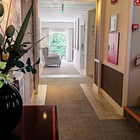 Grande Hotell 4*